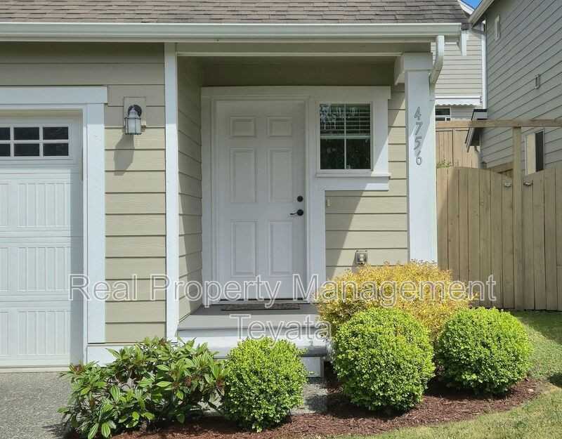 4756 Parker St - Photo 2 of 24