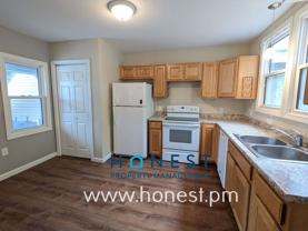 46 Oak St #1 - Photo 1 of 1