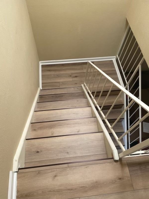 1207 Marina Circle - Photo 4 of 7