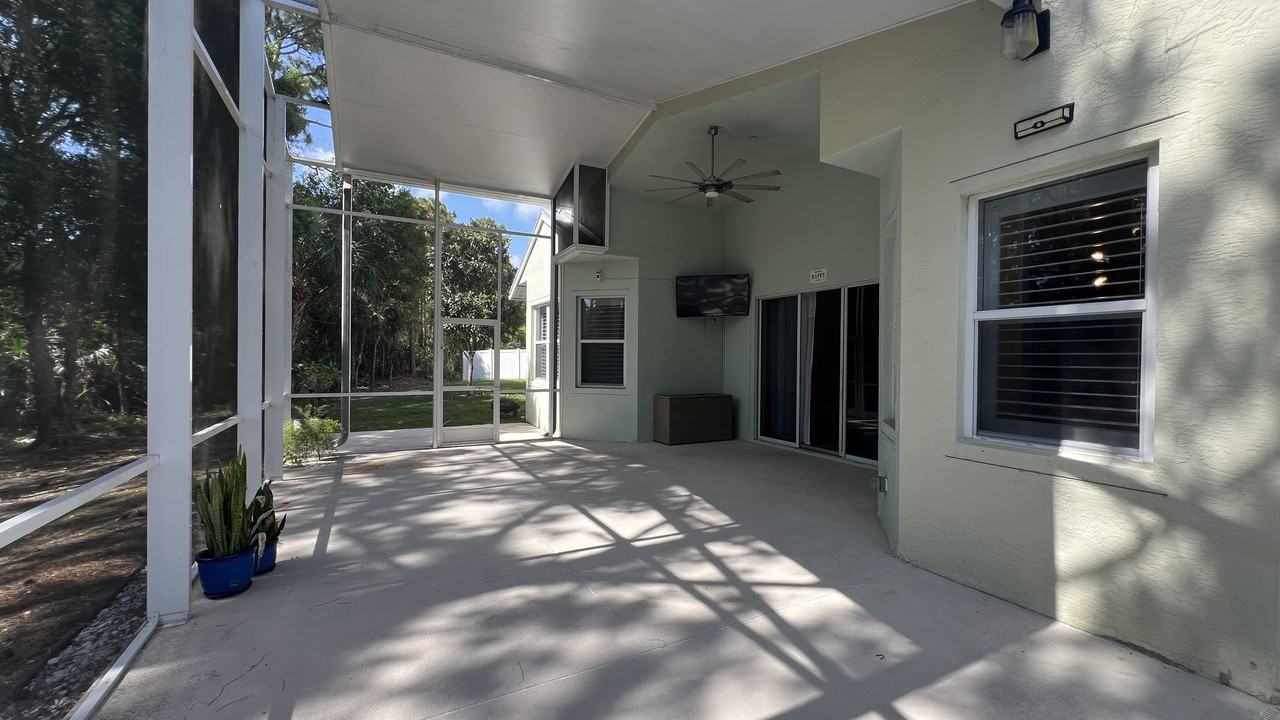 104 Northwest Pleasant Grove Way - Photo 2 of 45