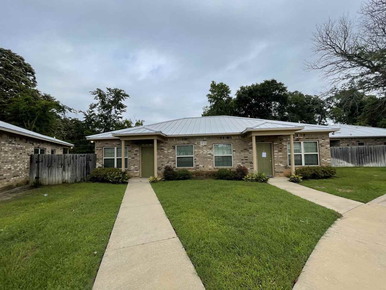 507 East Bryson Avenue - Photo 2 of 44