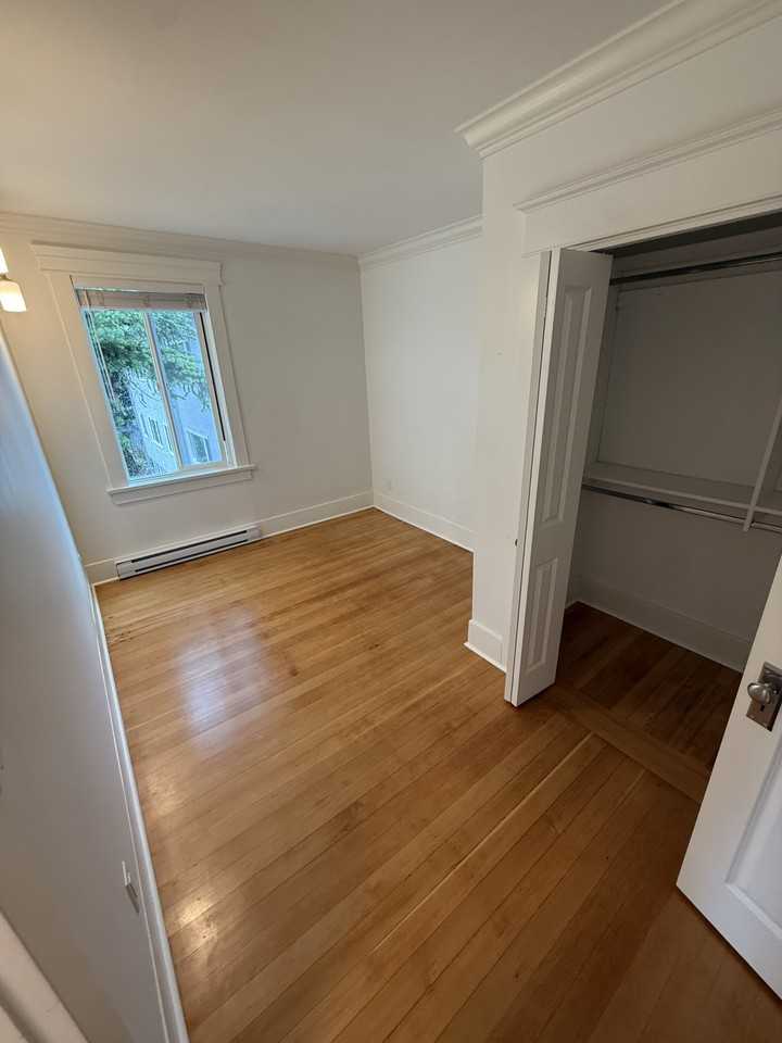 765 Victoria Drive #8 - Photo 2 of 9