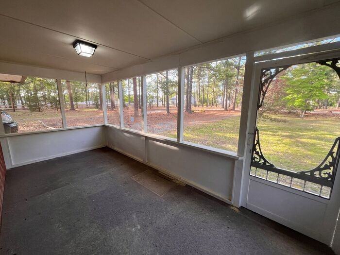 825 Quewhiffle Rd - Photo 2 of 11