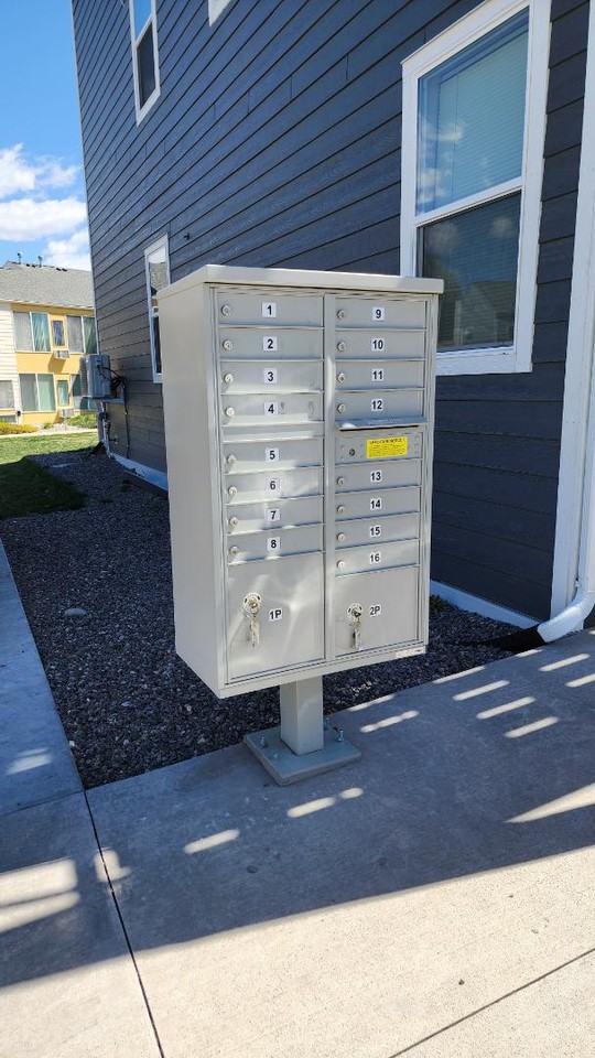 720 Cedar Creek Ave - Photo 2 of 8