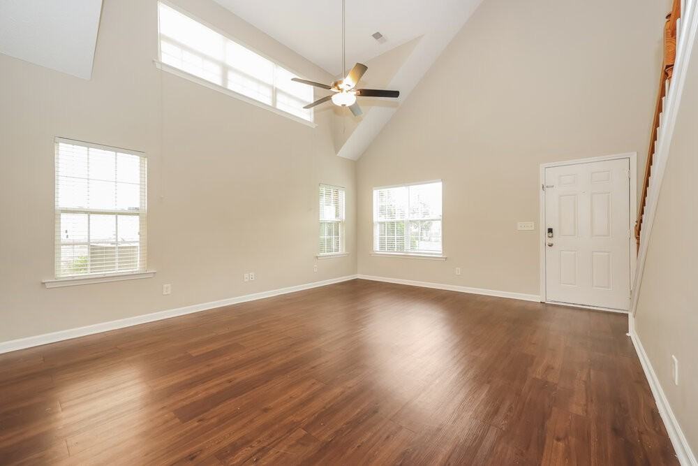4412 Sandpiper Ln - Photo 4 of 17