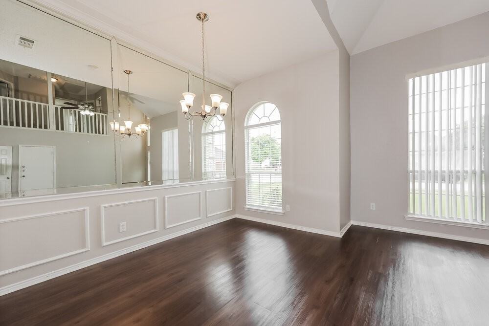 3222 Eagle Ln - Photo 6 of 17