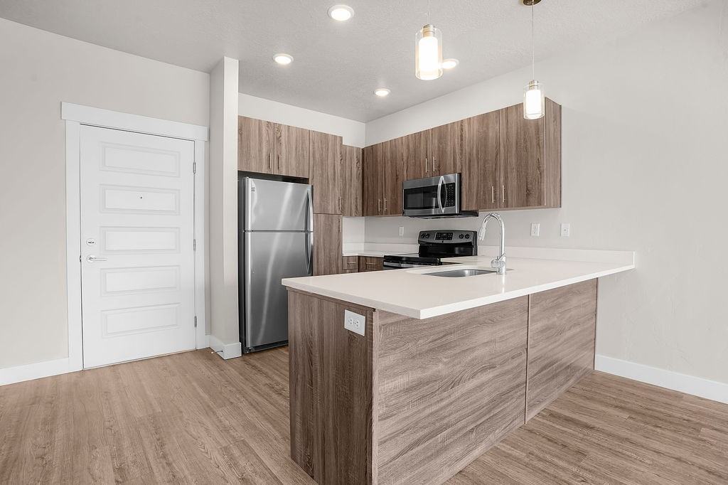 Gardner Station - Photo 3 of 43