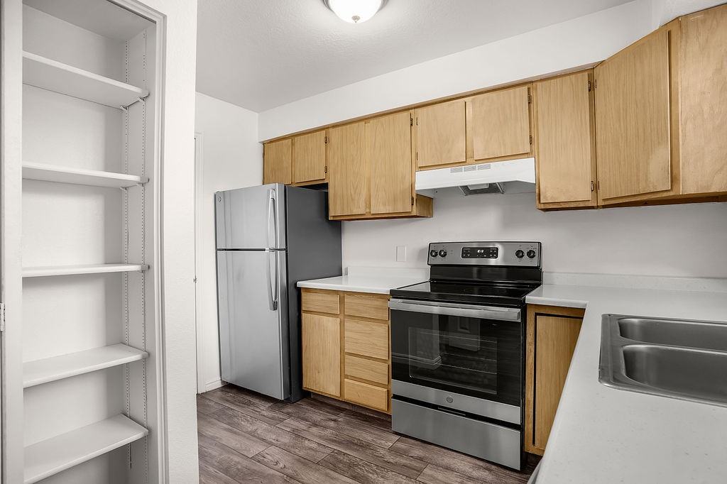 Townhomes on 86th - Photo 5 of 28