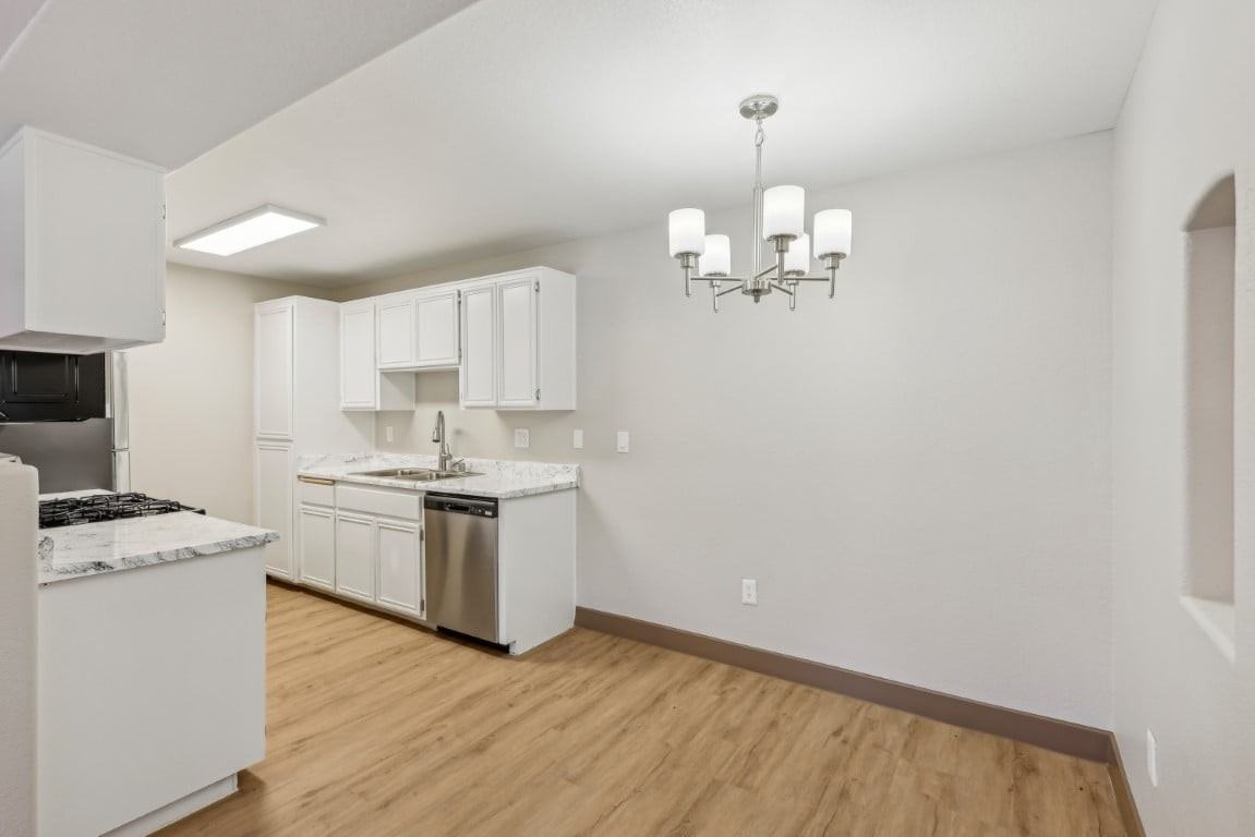 Craig Ranch Villas - Photo 5 of 23