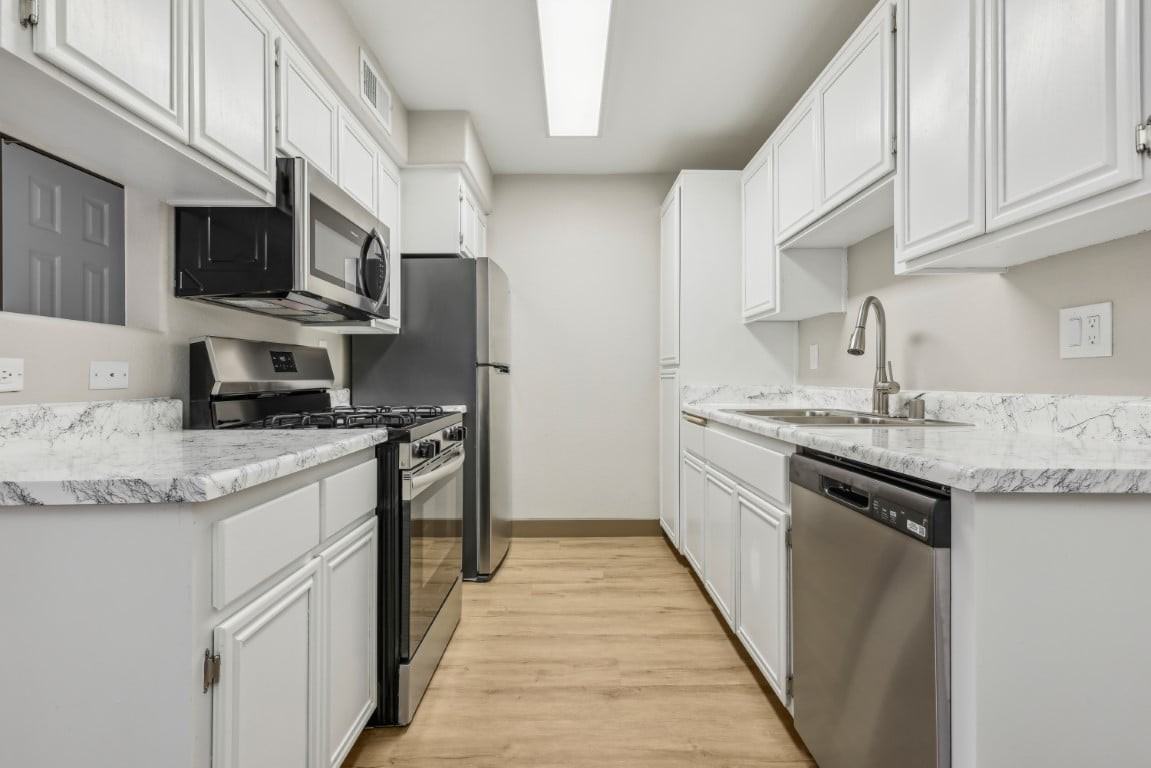 Craig Ranch Villas - Photo 7 of 23