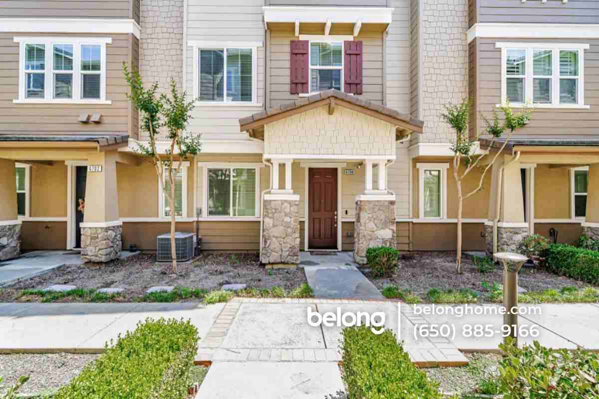 6704 S Mariposa Ln - Photo 4 of 36