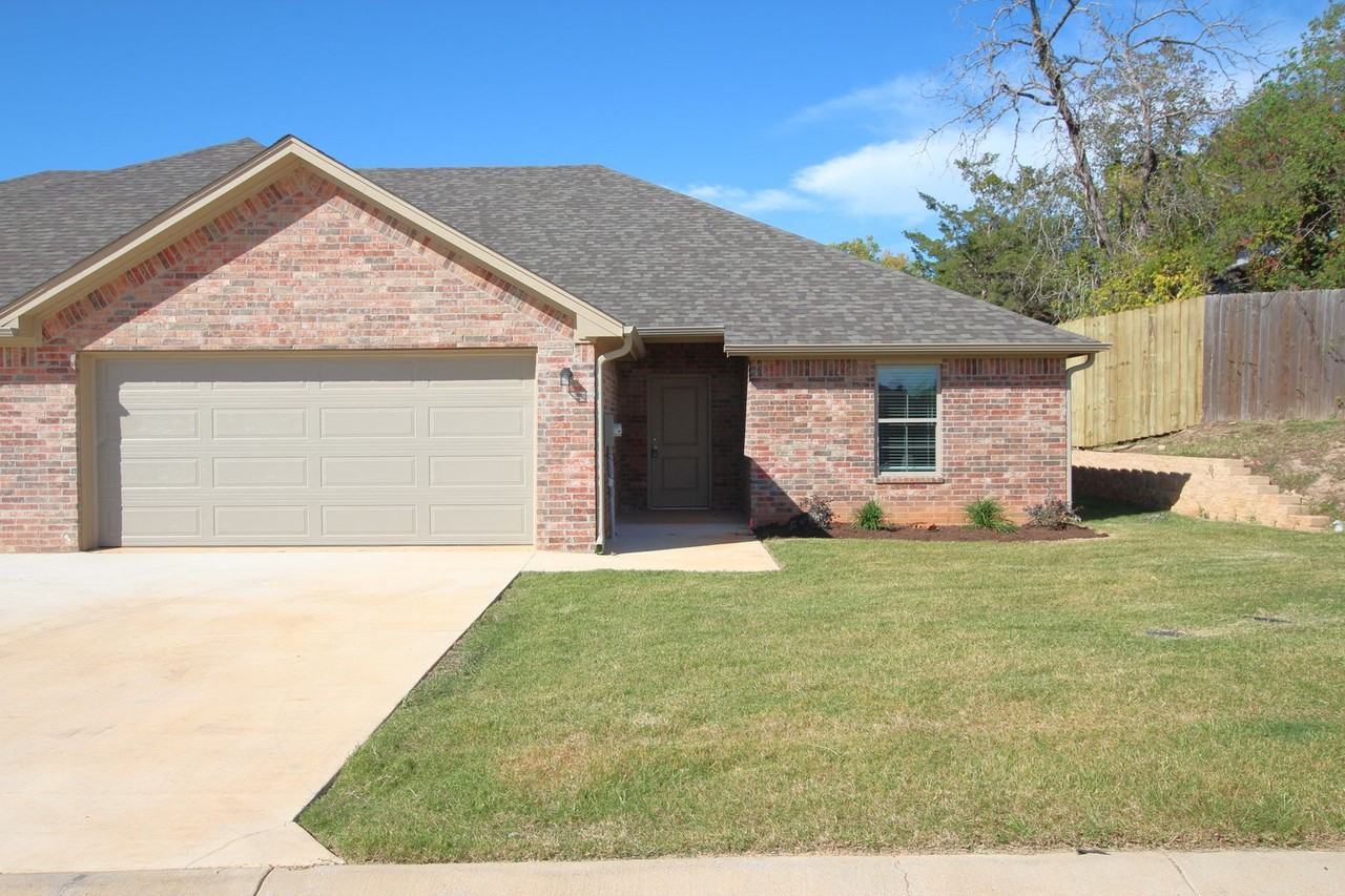 6318 Villa Rosa Way