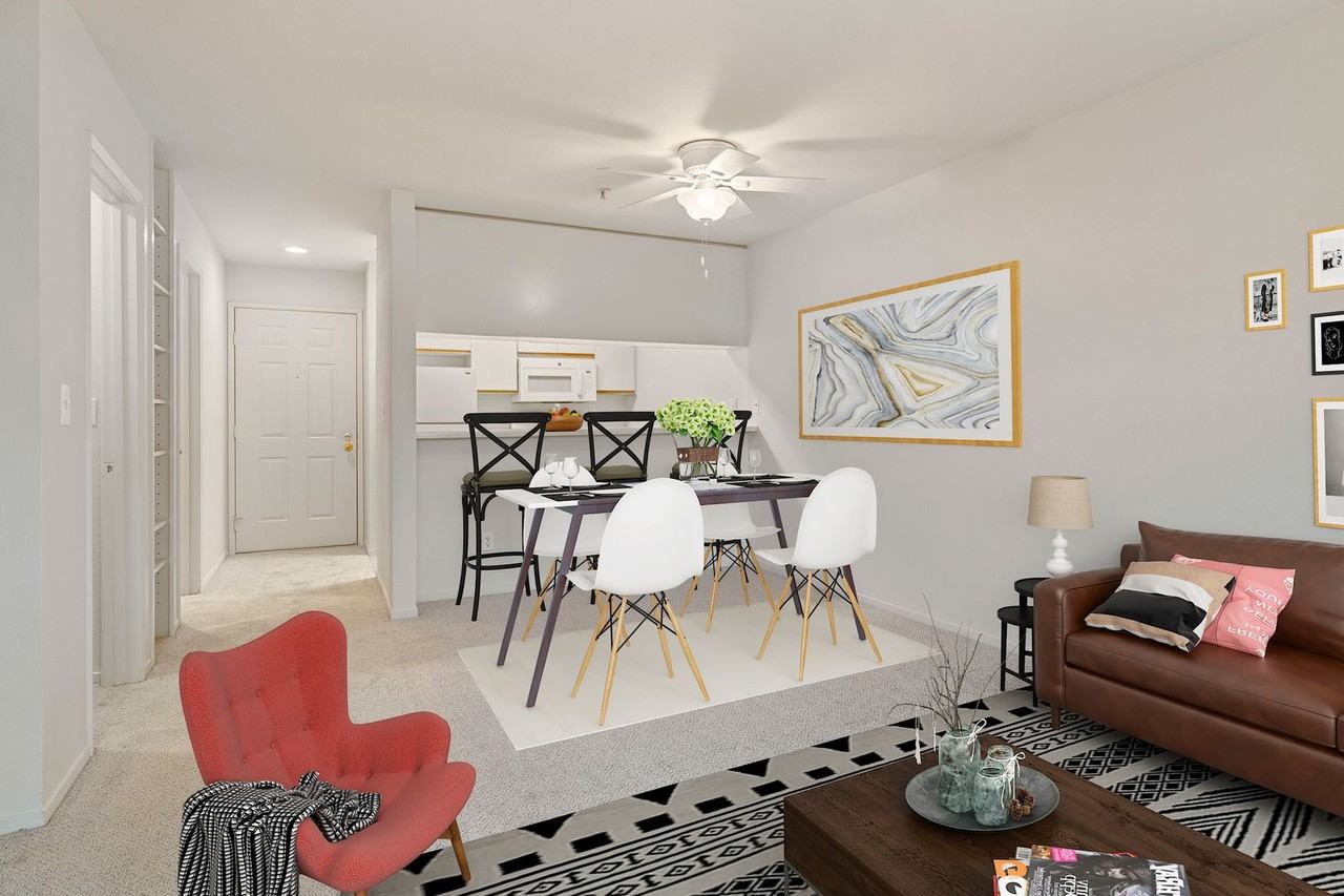 1357 CREEKSIDE DRIVE - Photo 5 of 11