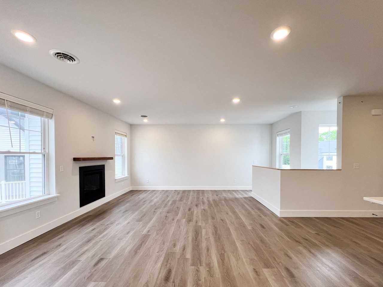 Excelsior North Greenbush - Photo 2 of 24