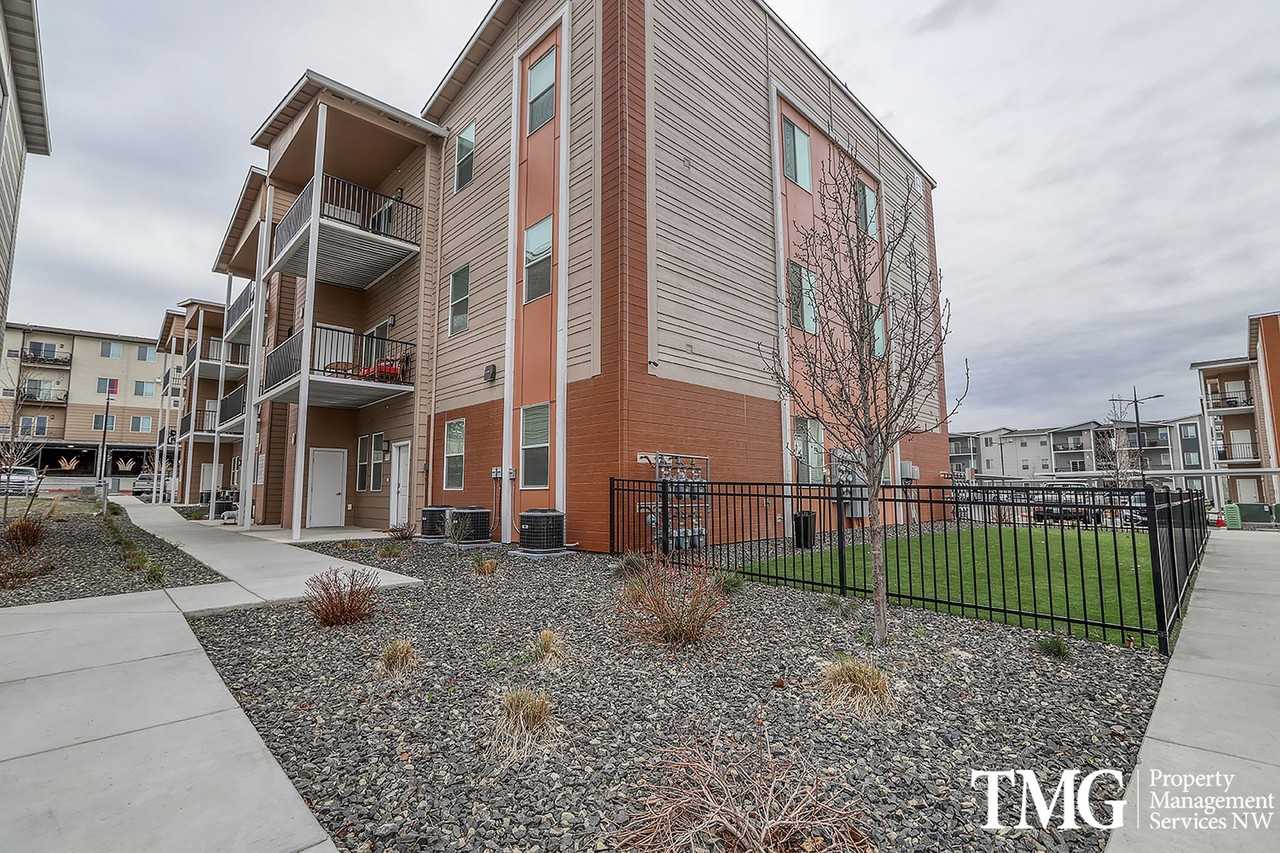 Park Avenue II at Hansen Park - Photo 6 of 50