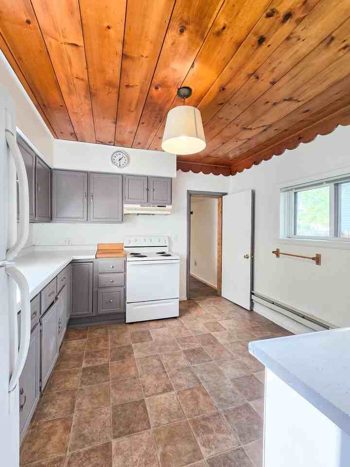 417 Marston Avenue - Photo 3 of 16