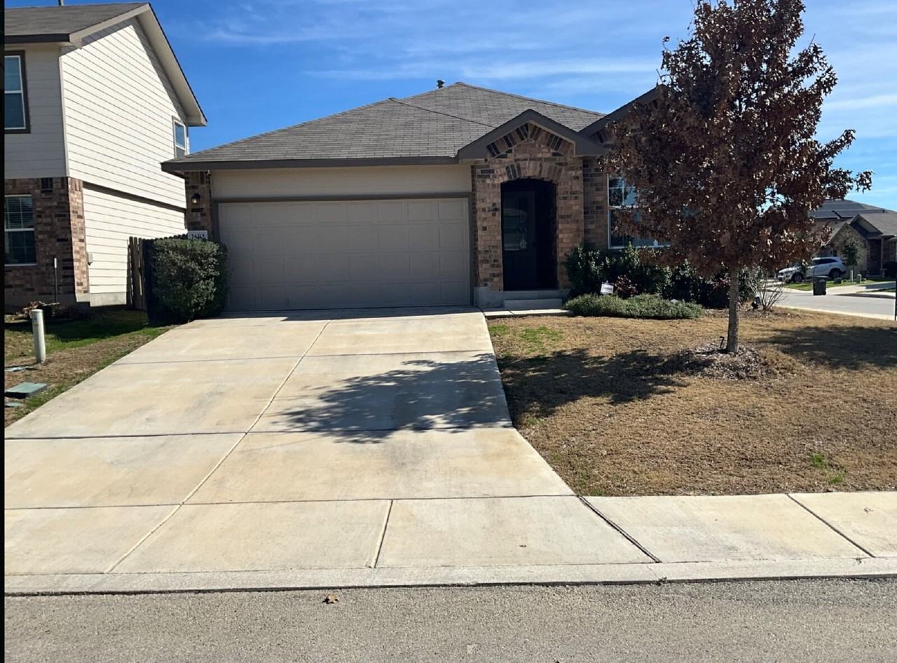 2602 Yaupon Rnch - Photo 3 of 34