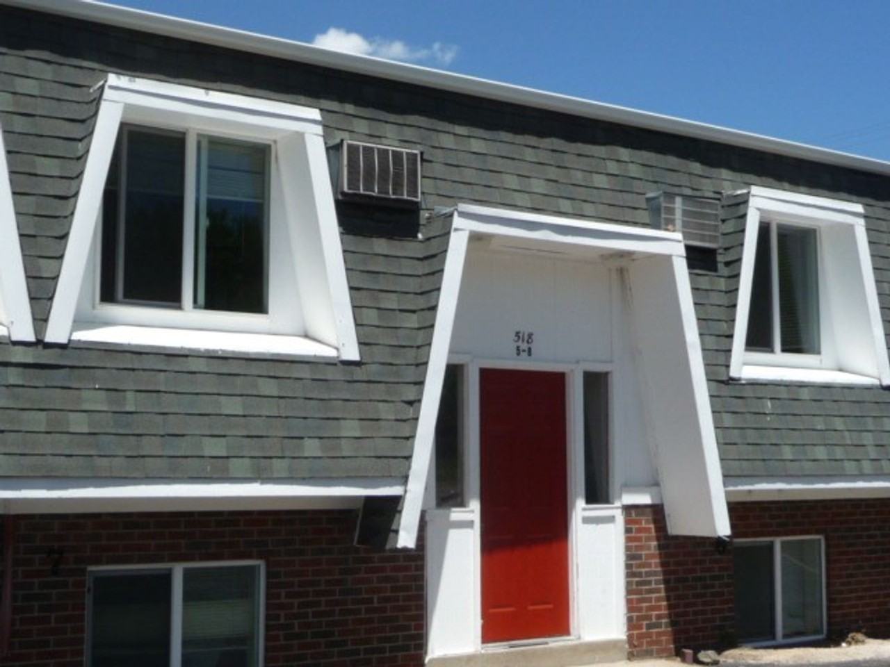 518 22nd St #4 - Photo 6 of 14