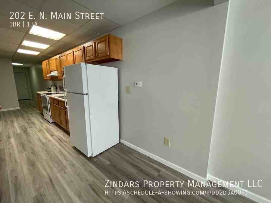 202 202 E. N. Main Street - Photo 3 of 10