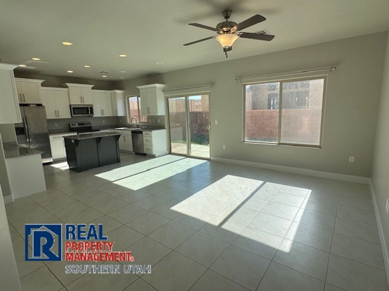 707 S Malorie Way - Photo 3 of 10