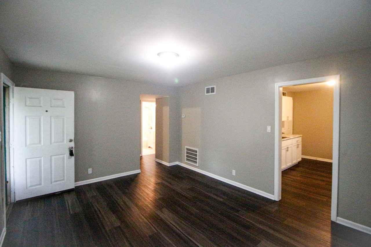 362 Calhoun St - Photo 3 of 5