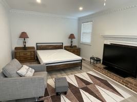 featured image of 4199 University Dr