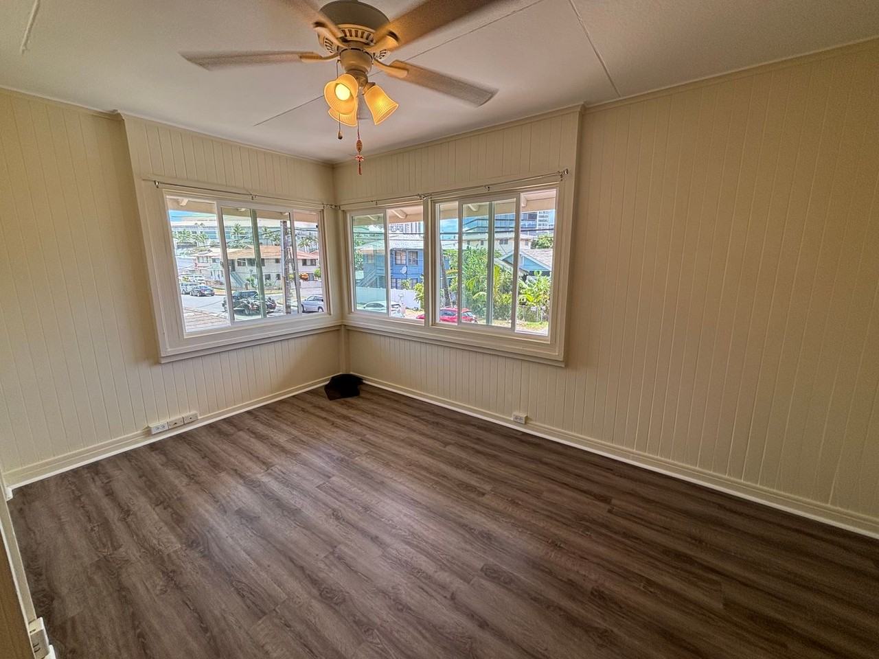 737 Hauoli St - Photo 3 of 18