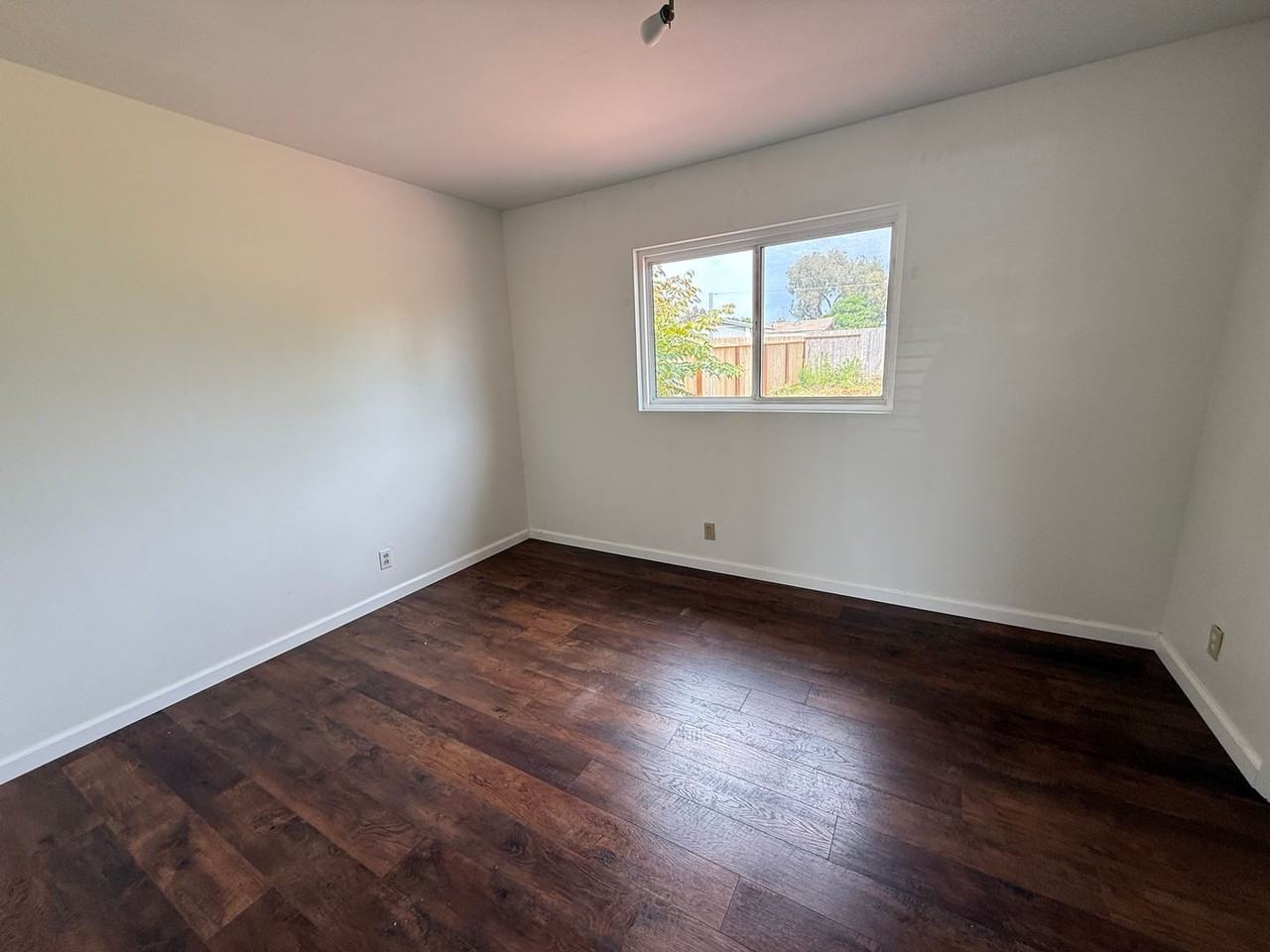 1741 Lahoud Dr - Photo 7 of 26