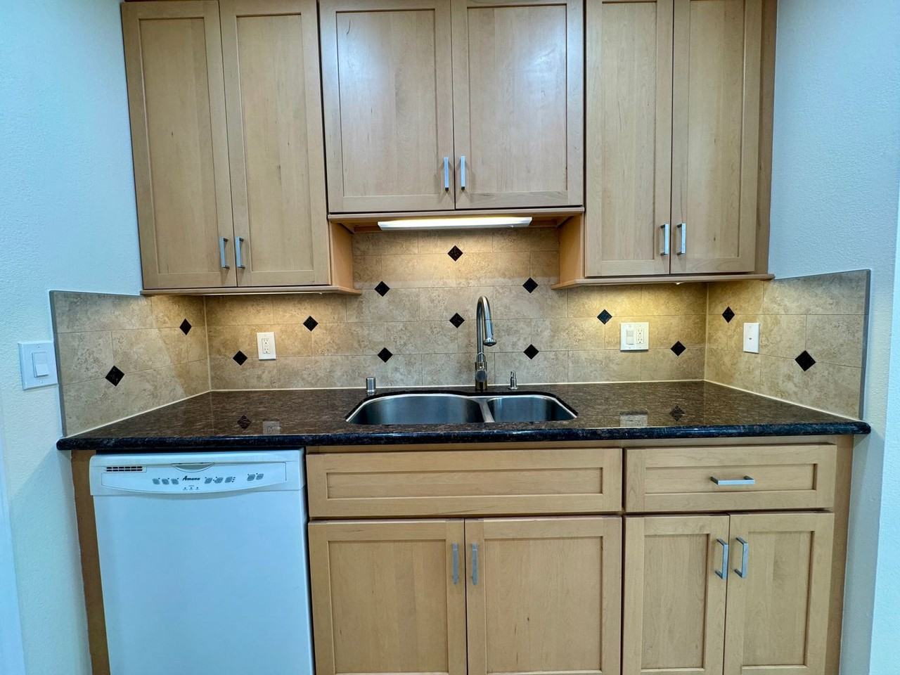 4 Admiral Dr #B229 - Photo 6 of 23