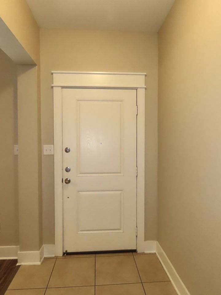 6686 Lacebark Cir - Photo 3 of 50