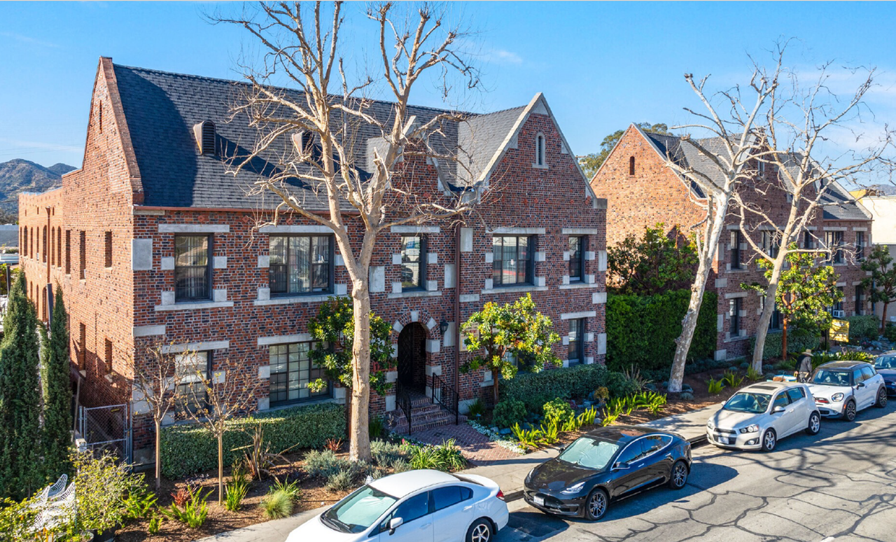 Citadel on Central - Photo 2 of 21