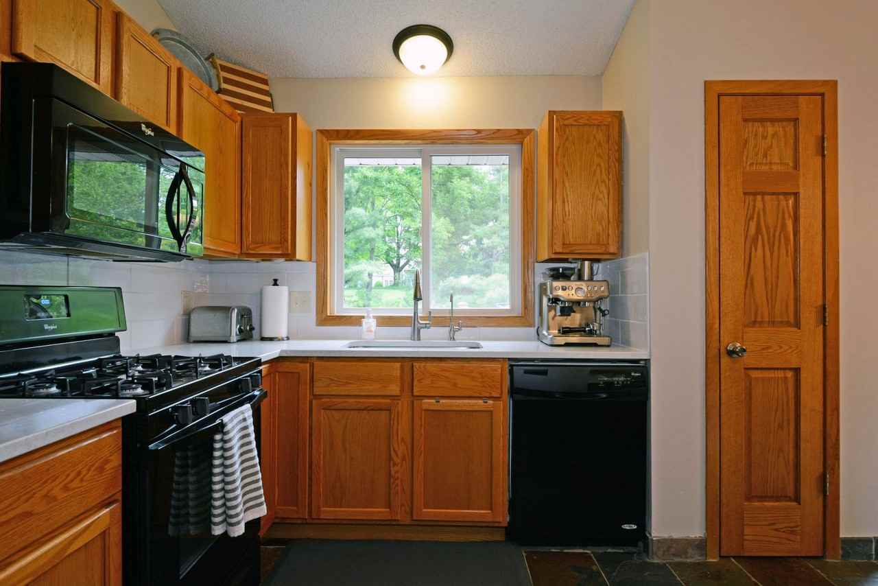 1613 Boardwalk - Photo 7 of 24