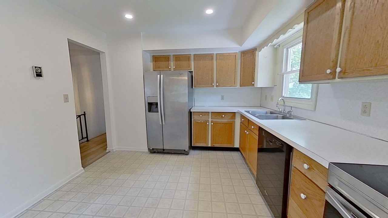 951 Cape Horn Rd - Photo 7 of 19