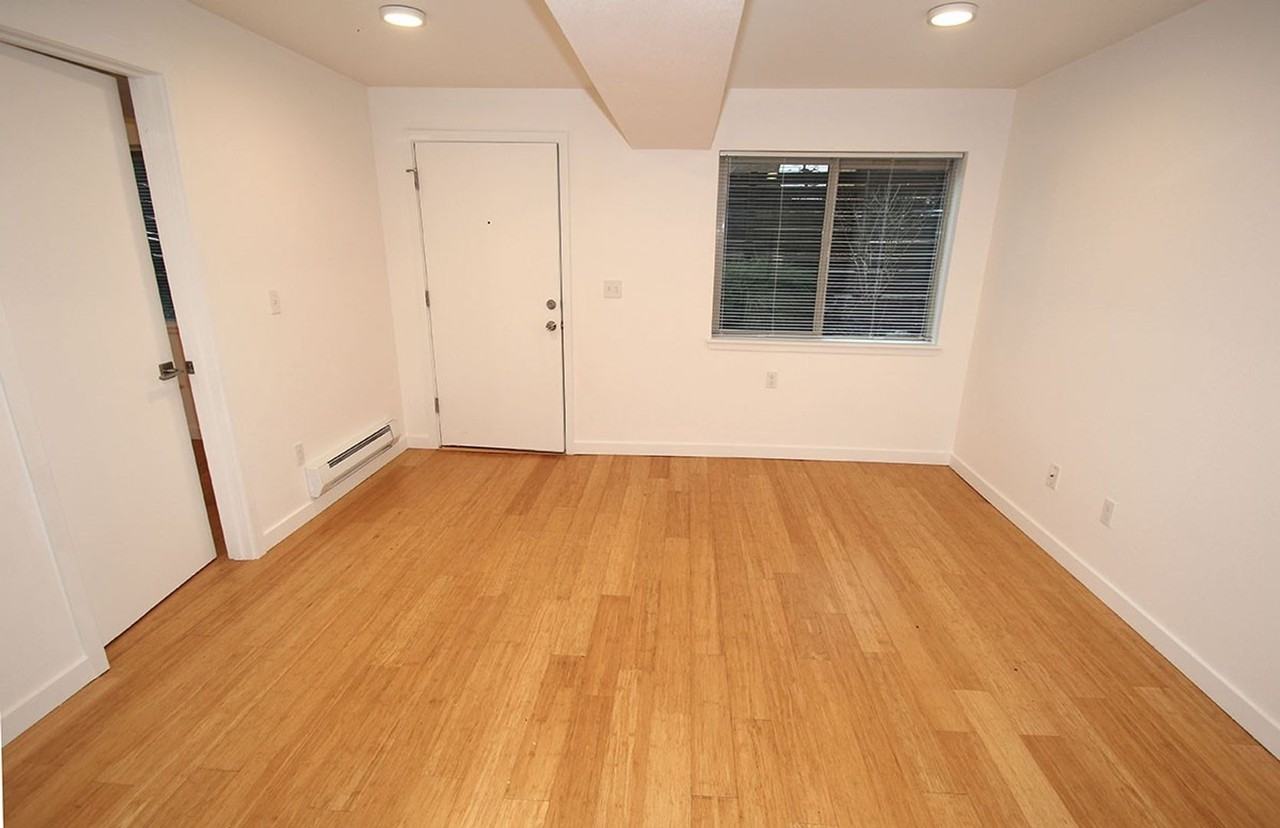 Ballard Flats Apartments - Photo 6 of 31