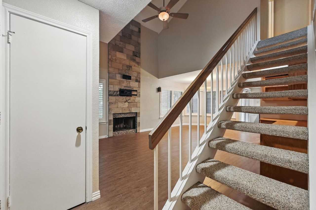 543 543 Ranch Trail Rd. #180 - Photo 2 of 23