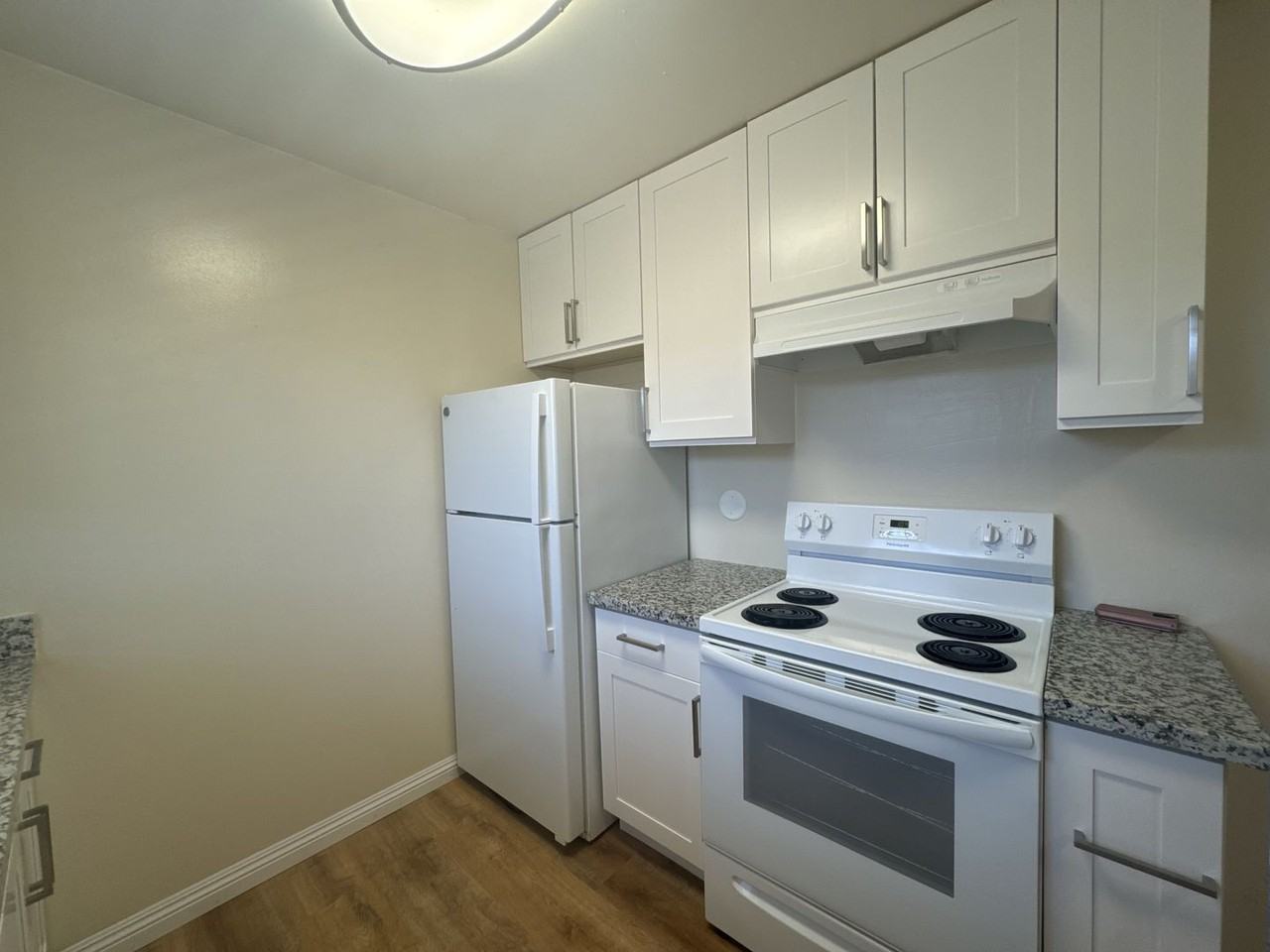 3743 39th Ave - Photo 5 of 11