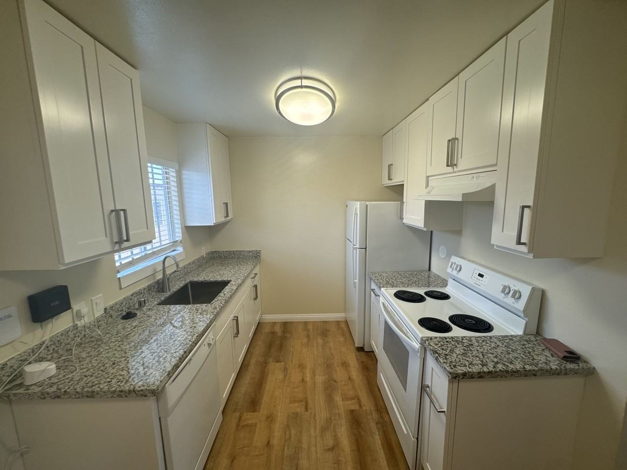 3743 39th Ave - Photo 6 of 11