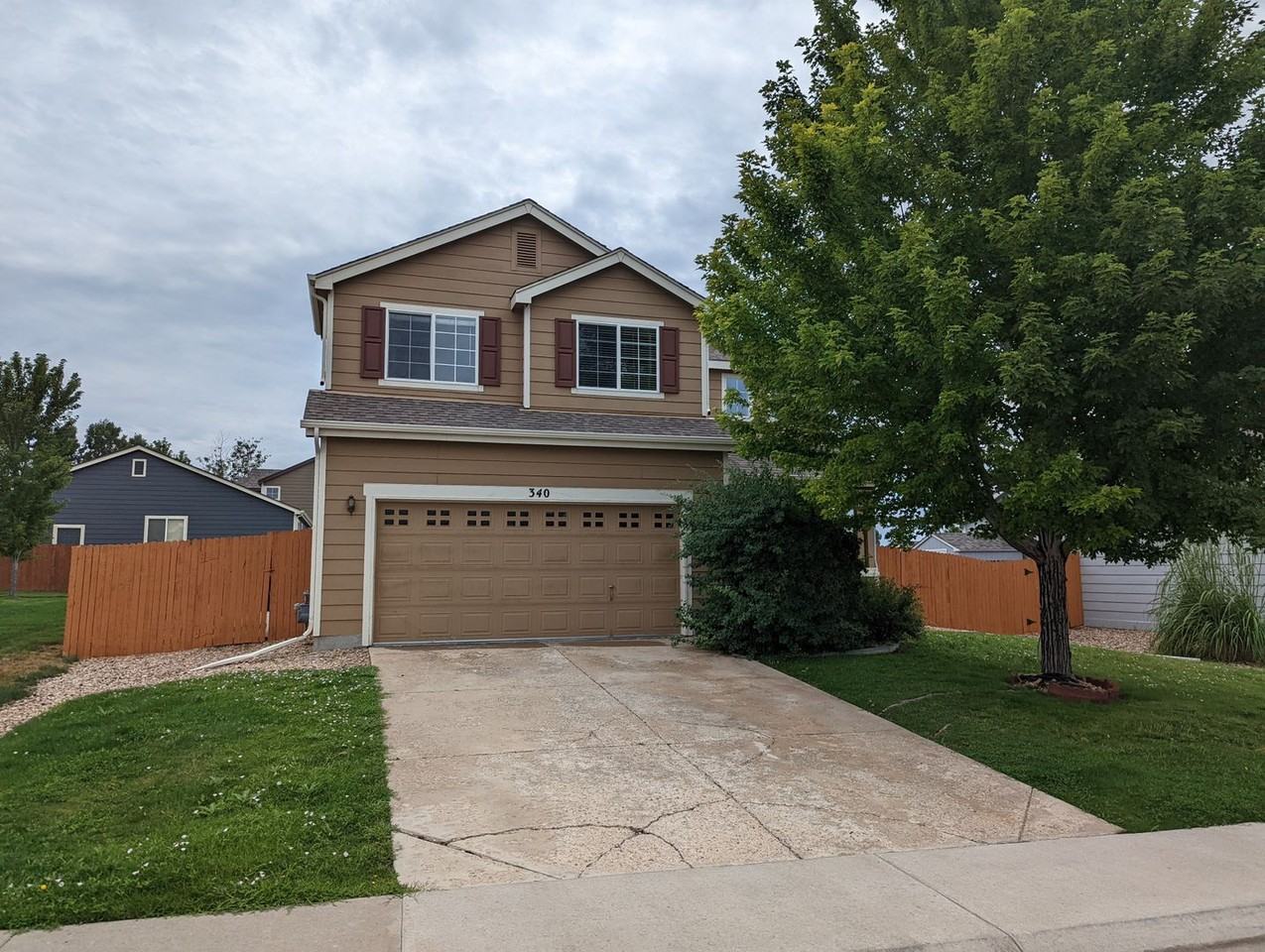340 Andrew Dr - Photo 2 of 50