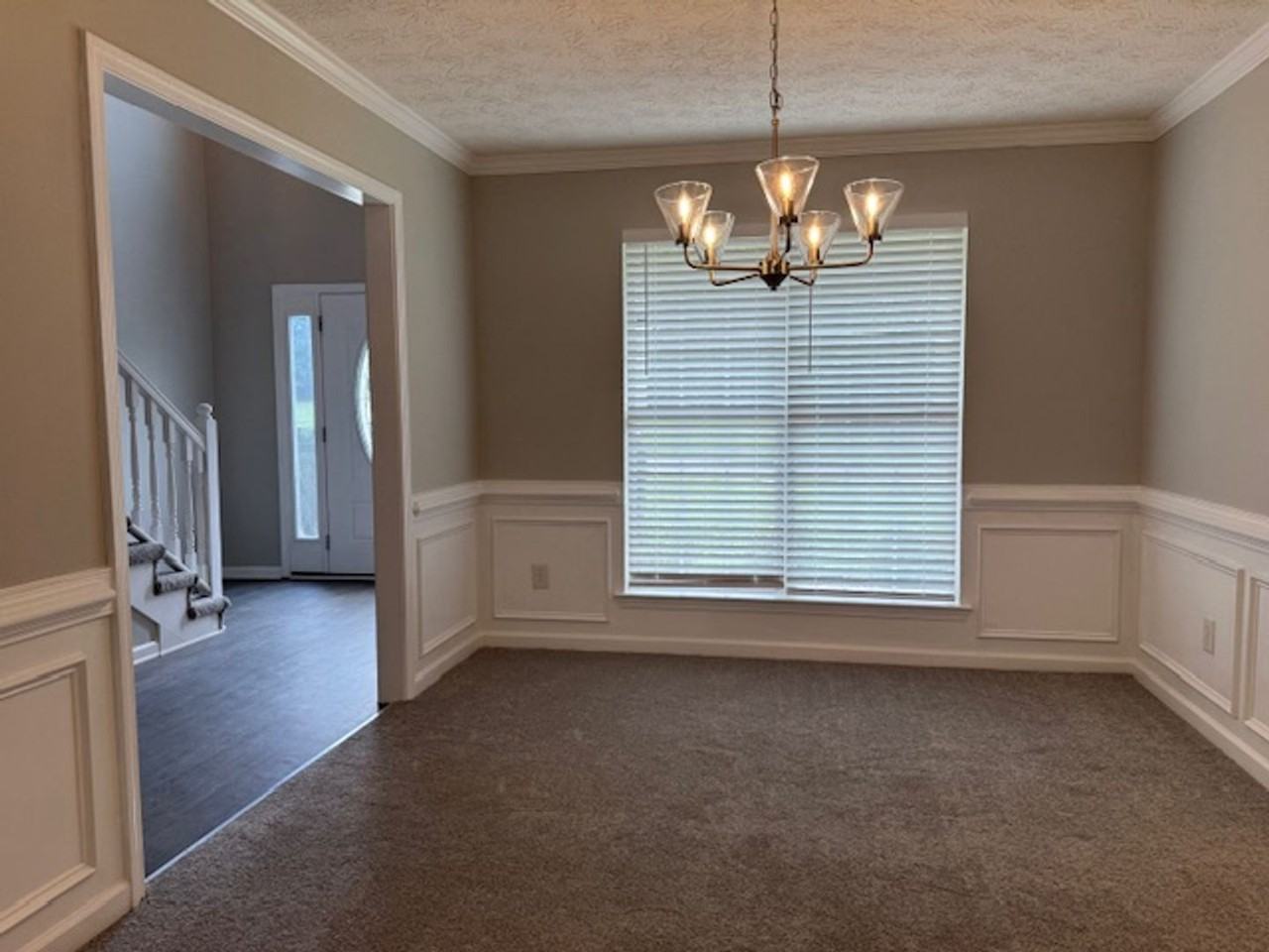 711 Tullamore Way - Photo 3 of 19