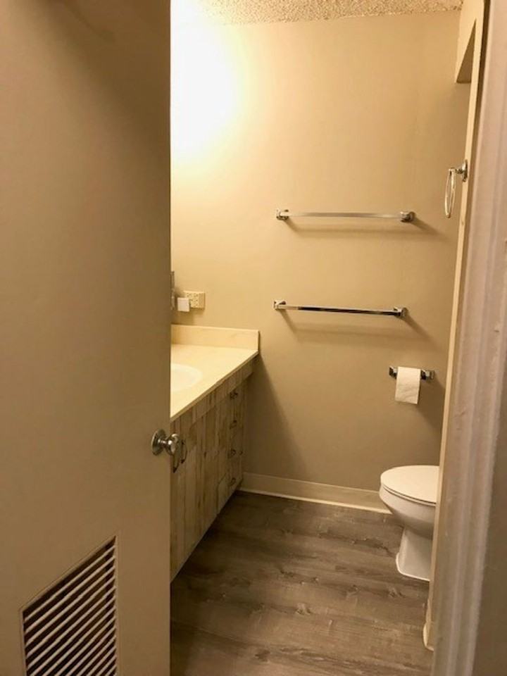 747 Amana St #720 - Photo 2 of 5