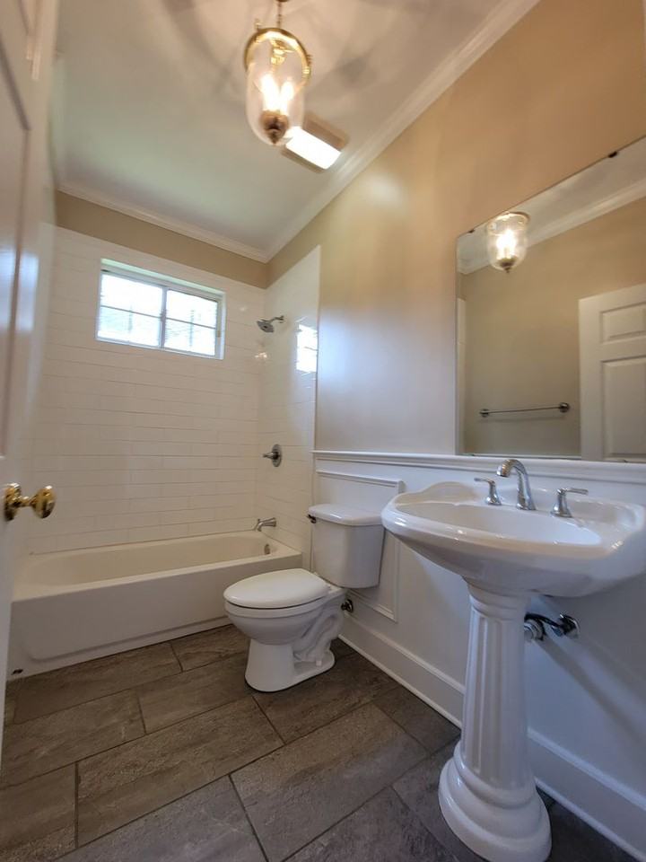1660 Eagles Watch Way - Photo 5 of 31