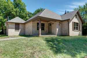 featured image of 1648 S Jefferson Ave