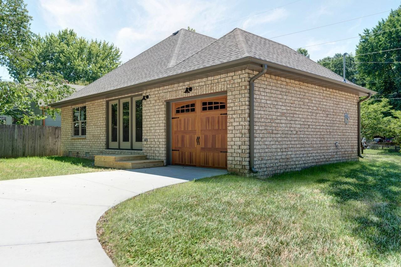 1648 S Jefferson Ave - Photo 5 of 25