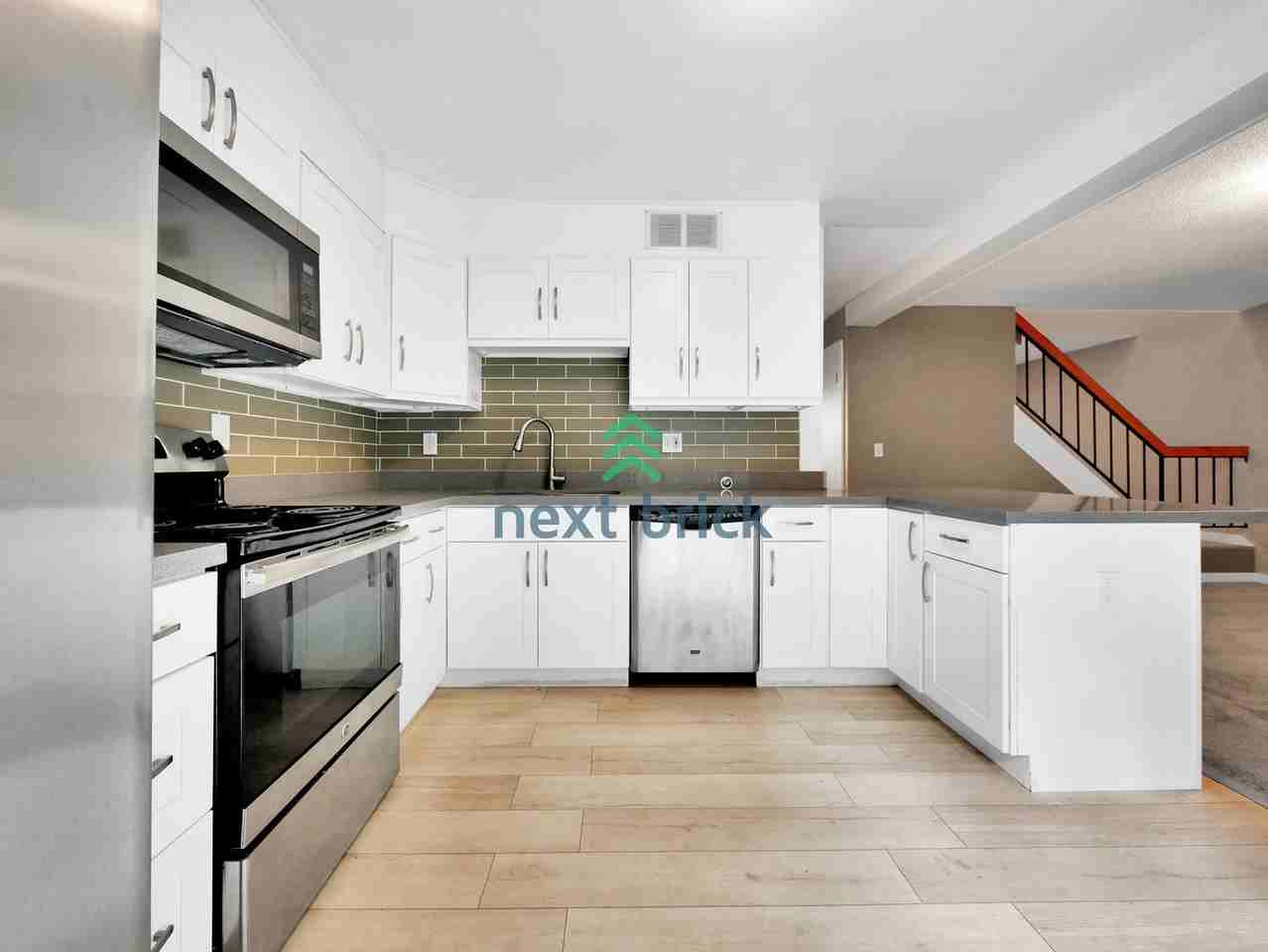 12211 Ne 147th Pl - Photo 3 of 24
