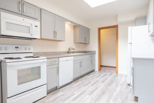 7222-7224 NE Tillamook - Photo 1 of 1