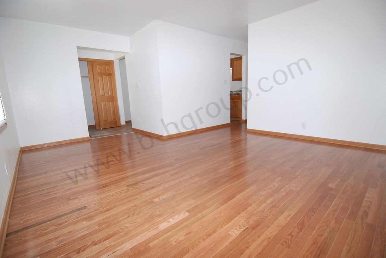 5216 63rd St - Photo 2 of 24