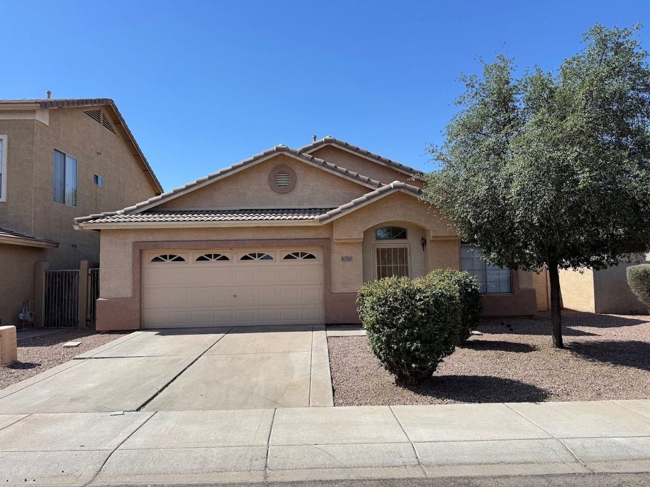 8337 W Cocopah St - Photo 2 of 24