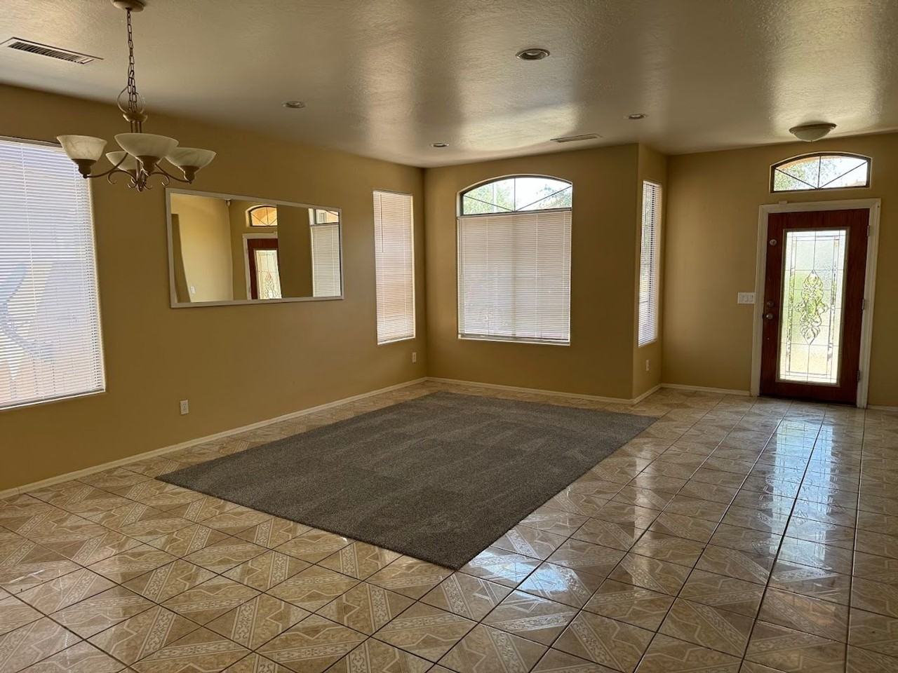 8337 W Cocopah St - Photo 7 of 24