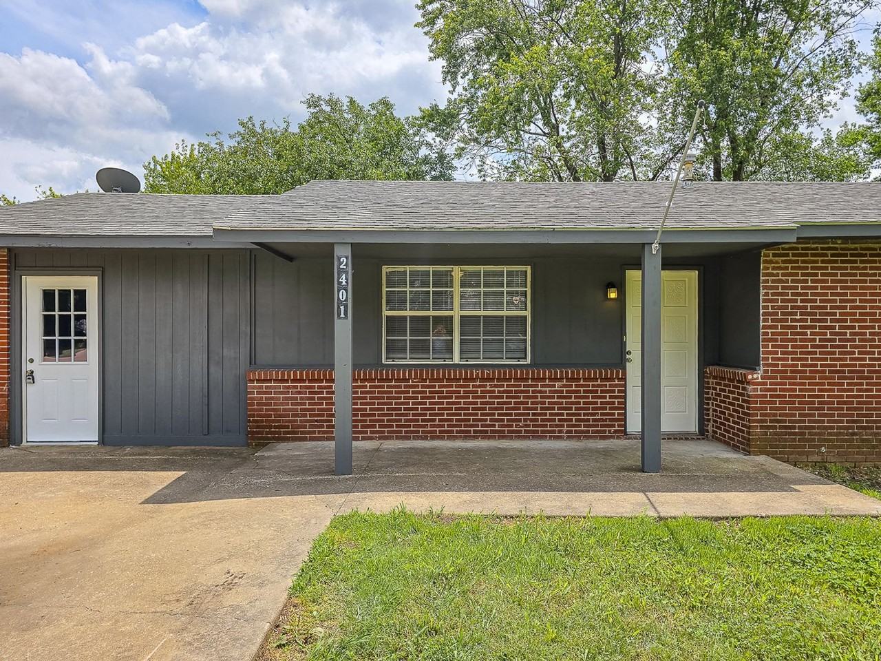 2401 N Jill Cir - Photo 2 of 18