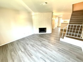 629 Carriagehouse Ln - Photo 1 of 1